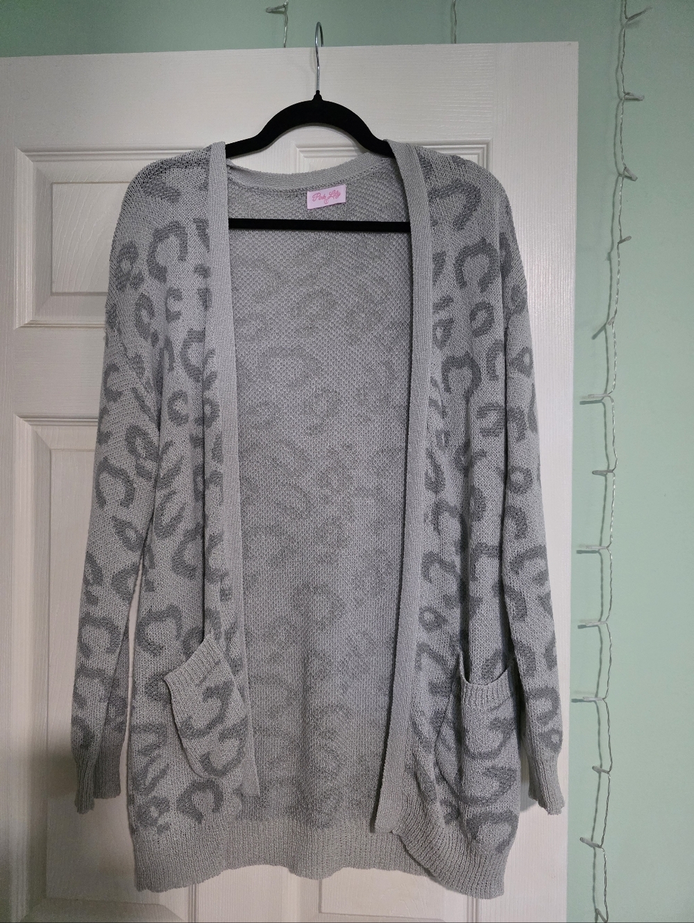 Pink Lily Light Gray Leopard Lighweight Open-Front Cardigan
